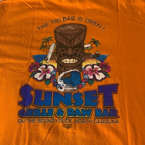 Sunset Grill and Raw Bar t-shirt XL orange - Picture 8 of 11